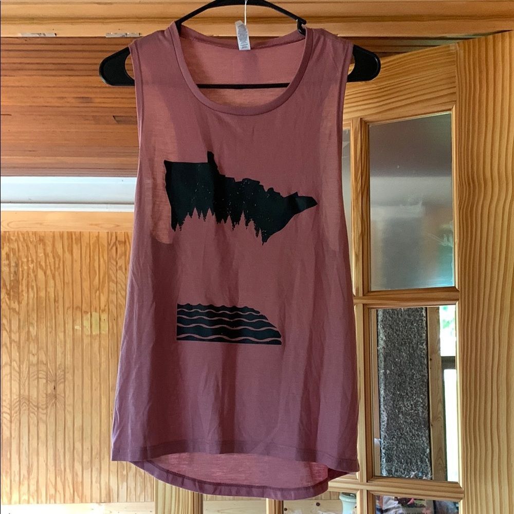 Womens Bella + Canvas Minnesota Graphic Print Muscle Sleeveless Tee Tank Top S